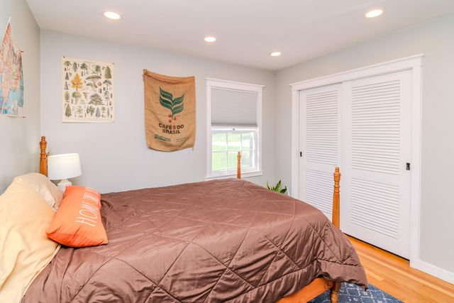 222 Wilson Downing Road, Lexington, KY 40517