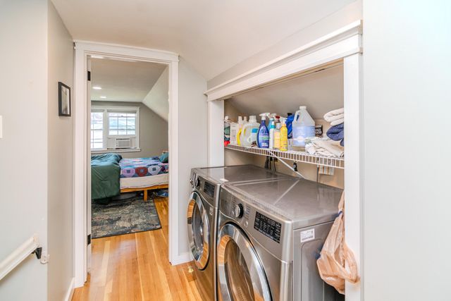 222 Wilson Downing Road, Lexington, KY 40517