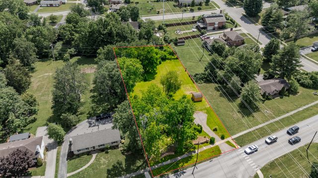 222 Wilson Downing Road, Lexington, KY 40517