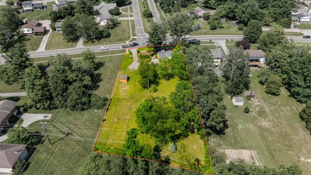 222 Wilson Downing Road, Lexington, KY 40517