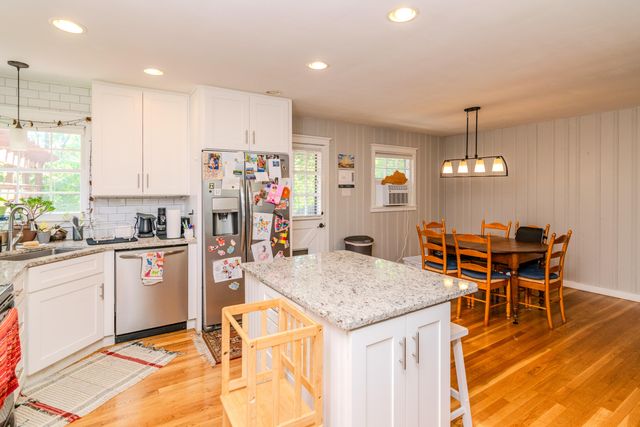 222 Wilson Downing Road, Lexington, KY 40517