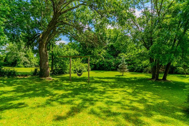 222 Wilson Downing Road, Lexington, KY 40517