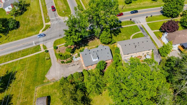 222 Wilson Downing Road, Lexington, KY 40517