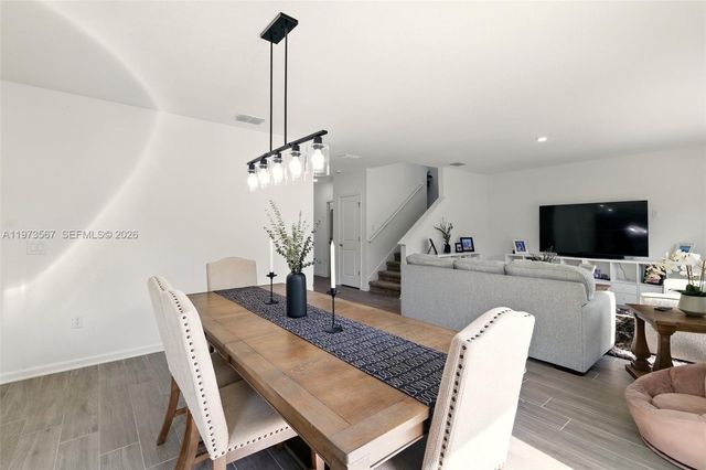 700 Trotters Dr, Other City - In The State Of Florida, FL 33839