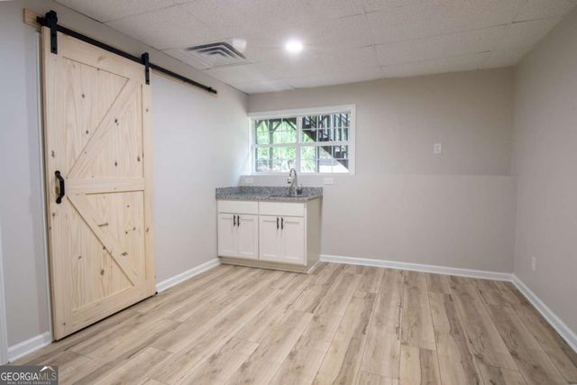 3826 Stoney Creek Drive, Flowery Branch, GA 30542