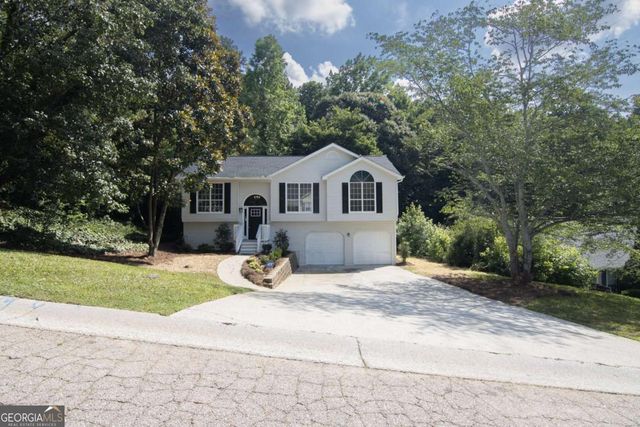 3826 Stoney Creek Drive, Flowery Branch, GA 30542