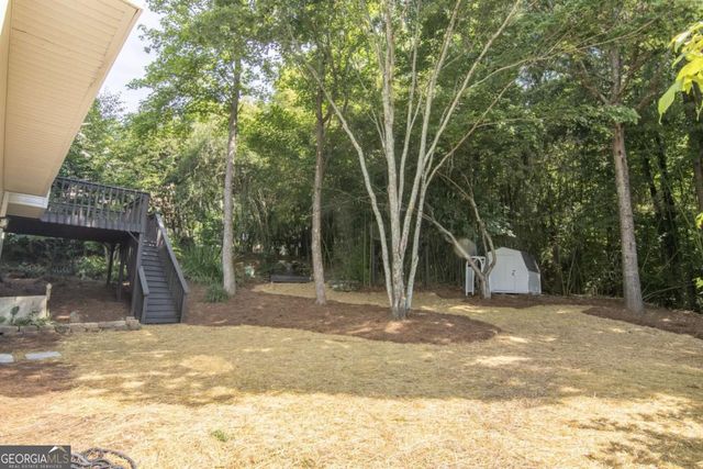 3826 Stoney Creek Drive, Flowery Branch, GA 30542
