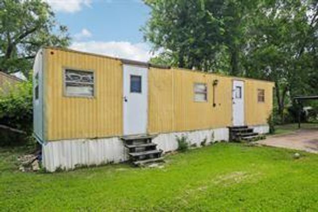 421 Clearwater Street, Houston, TX 77029