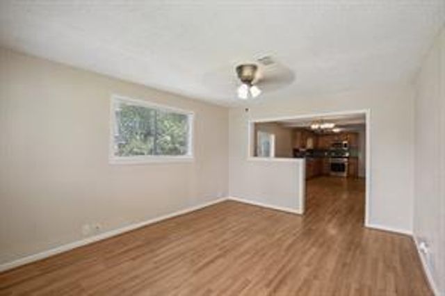 421 Clearwater Street, Houston, TX 77029