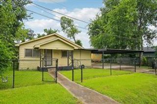 421 Clearwater Street, Houston, TX 77029