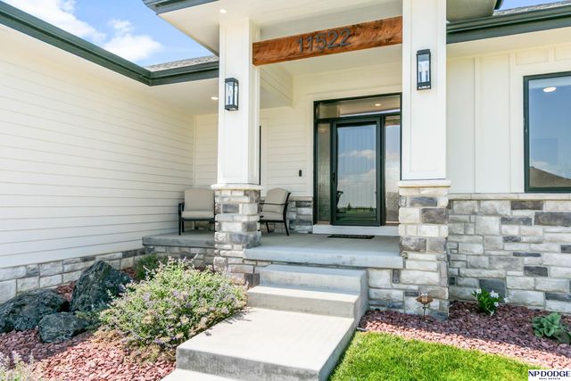 11522 S 189 Street, Gretna, NE 68028