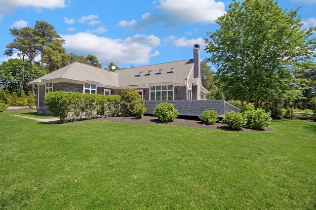 471 West Tisbury Road, Edgartown, MA 02539