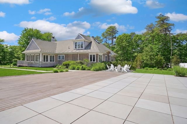 471 West Tisbury Road, Edgartown, MA 02539