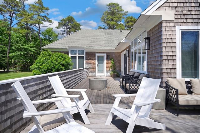 471 West Tisbury Road, Edgartown, MA 02539