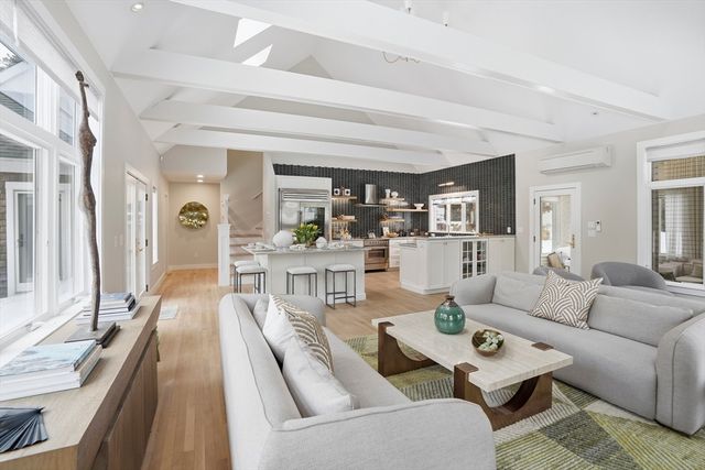 471 West Tisbury Road, Edgartown, MA 02539