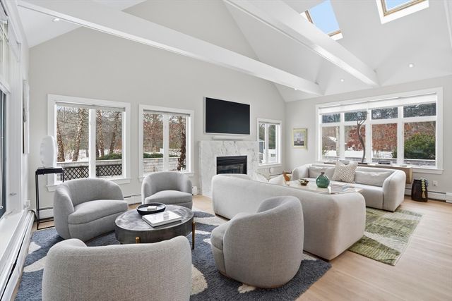 471 West Tisbury Road, Edgartown, MA 02539