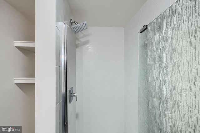 2630 E BALTIMORE ST, Baltimore, MD 21224