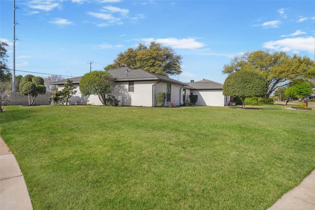 1910 University Drive, Richardson, TX 75081