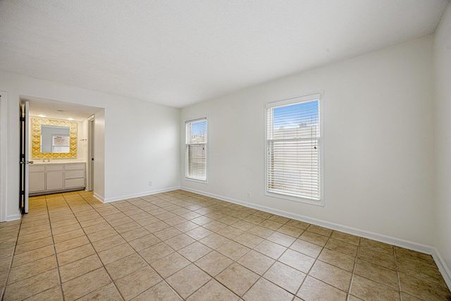 5918 Julion Ct Apt 1, Memphis, TN 38119