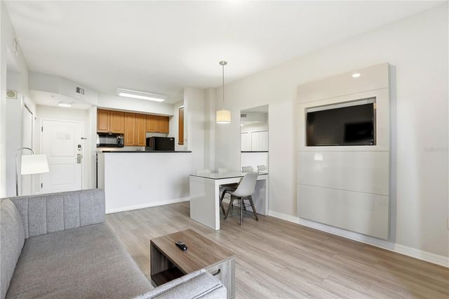 7395 UNIVERSAL BOULEVARD 104, Orlando, FL 32819