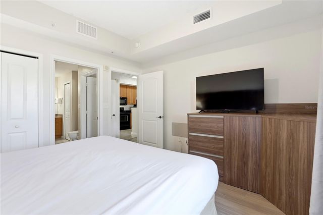 7395 UNIVERSAL BOULEVARD 104, Orlando, FL 32819