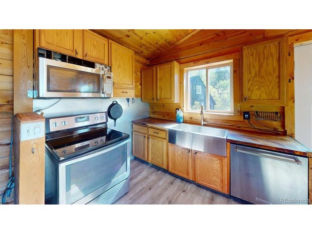 1391 Ute Trl, Como, CO 80432