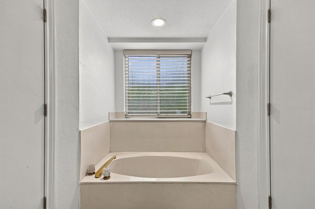 6307 Parkview Drive, Sachse, TX 75048