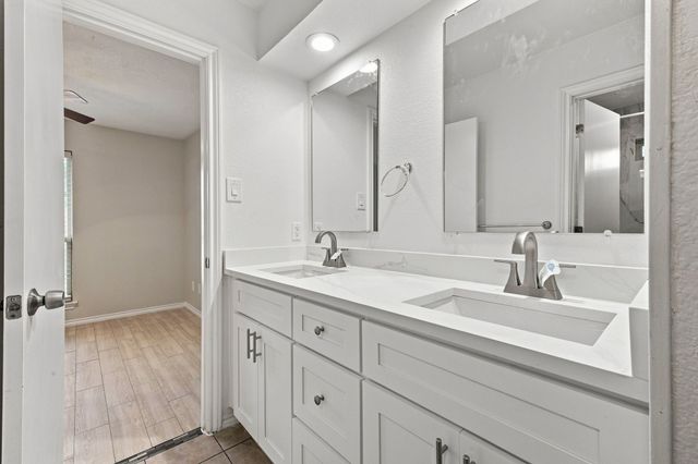 6307 Parkview Drive, Sachse, TX 75048