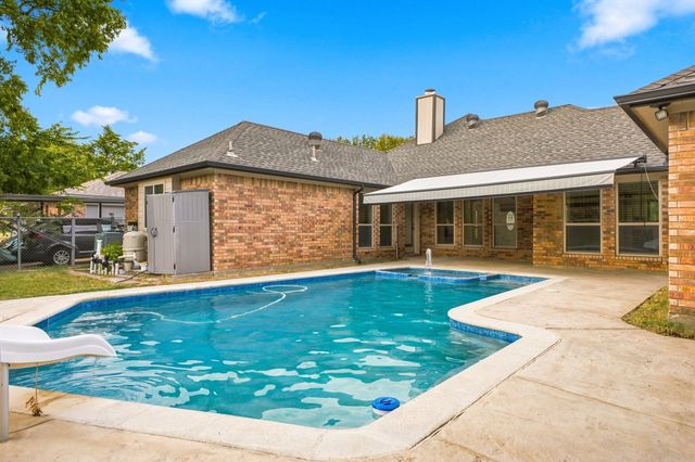 6307 Parkview Drive, Sachse, TX 75048