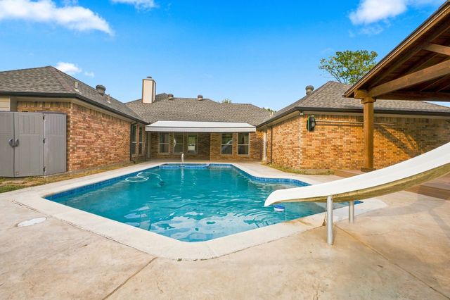 6307 Parkview Drive, Sachse, TX 75048