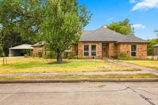 6307 Parkview Drive, Sachse, TX 75048