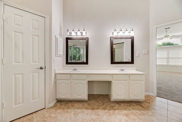 2925 Shadow Oak Court, Flower Mound, TX 75028