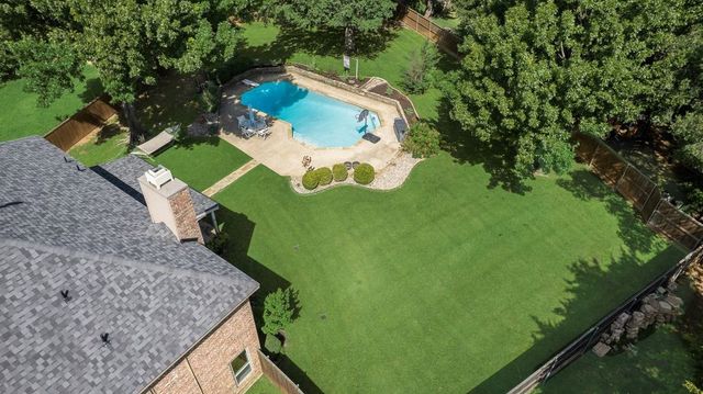 2925 Shadow Oak Court, Flower Mound, TX 75028