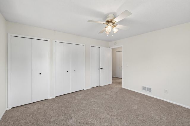 8811 42nd Avenue N, New Hope, MN 55427