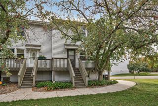 8811 42nd Avenue N, New Hope, MN 55427