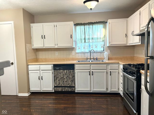 3601 Pleasant Lake Drive, Indianapolis, IN 46227
