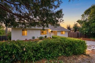 515 Hilltop Dr, Auburn, CA 95603