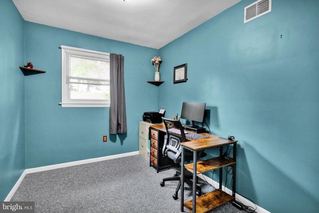 38 CEDARWOOD RD, Reading, PA 19610