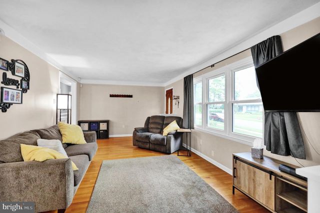 38 CEDARWOOD RD, Reading, PA 19610