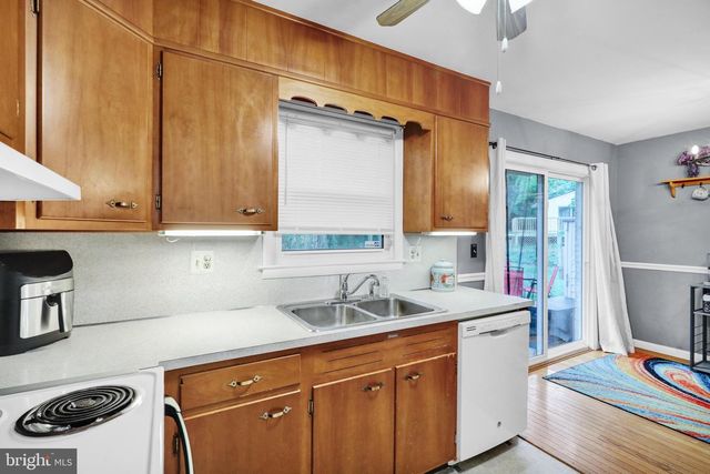 38 CEDARWOOD RD, Reading, PA 19610