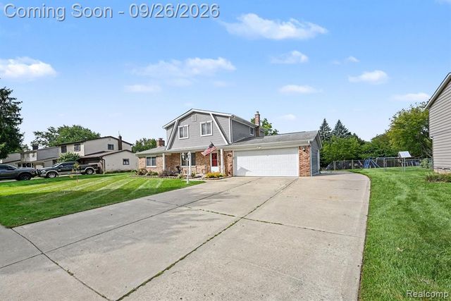 6101 Barker Drive, Waterford, MI 48329