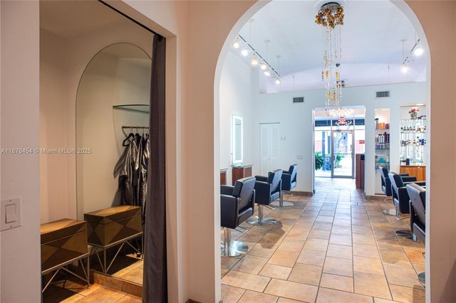 345 MIRACLE MILE, Coral Gables, FL 33134