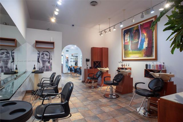 345 MIRACLE MILE, Coral Gables, FL 33134