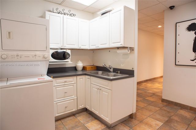 345 MIRACLE MILE, Coral Gables, FL 33134