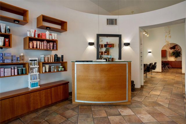 345 MIRACLE MILE, Coral Gables, FL 33134