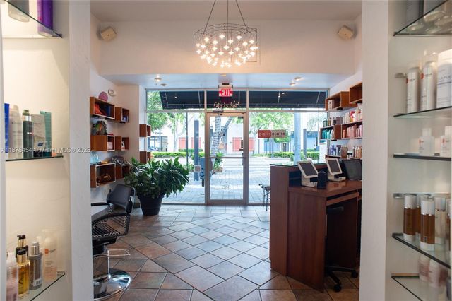 345 MIRACLE MILE, Coral Gables, FL 33134