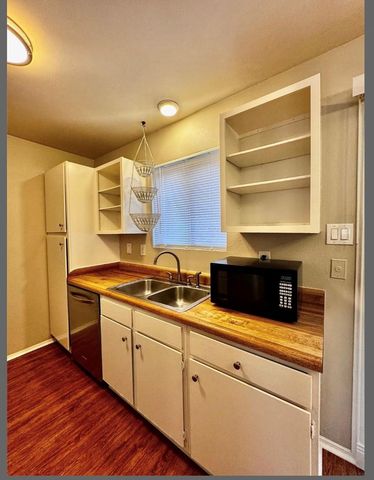 744 Wales WAY, Austin, TX 78748