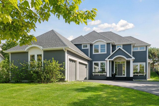 8465 Kelzer Pond Drive, Victoria, MN 55386