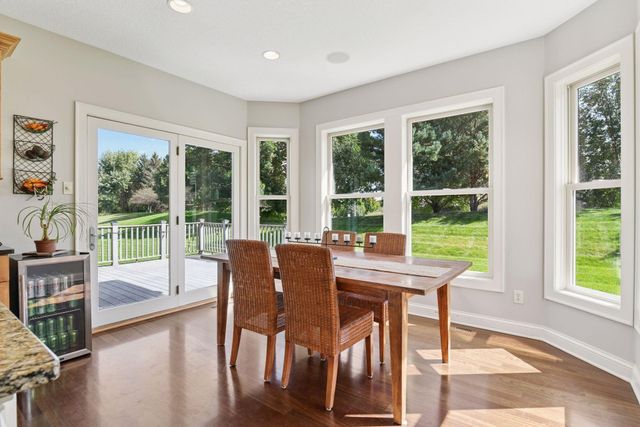 8465 Kelzer Pond Drive, Victoria, MN 55386