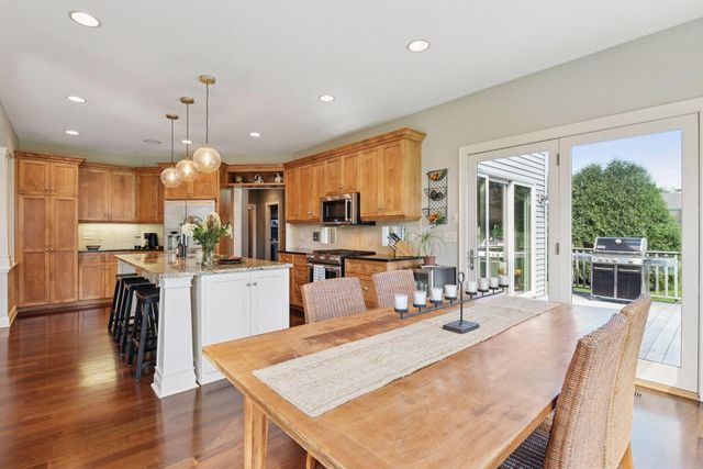 8465 Kelzer Pond Drive, Victoria, MN 55386